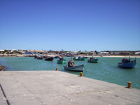 Standing at the end of the pier looking back towards Struisbaai